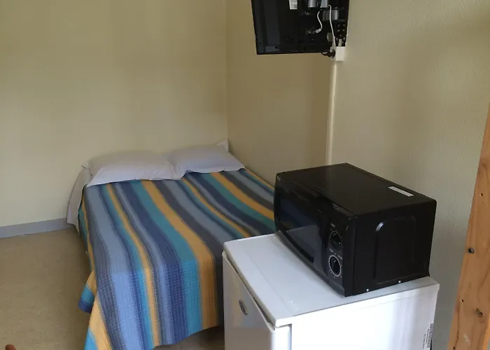 Au Royal MadHotel Parigi